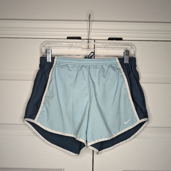 Nike Women's Small Dri-Fit Shorts Dark and Light Blue - Picture 1 of 14